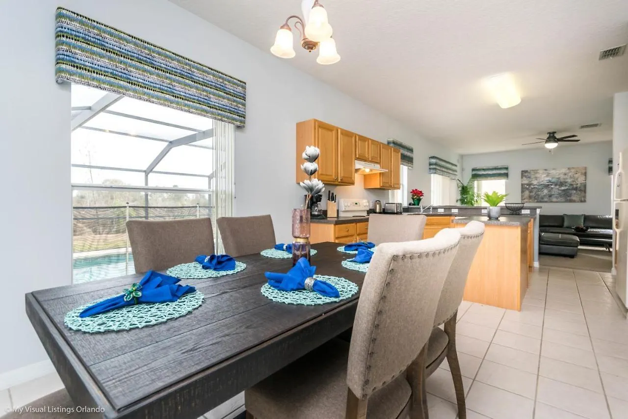 946Bd Amazing High End Gated Villa Four Corners